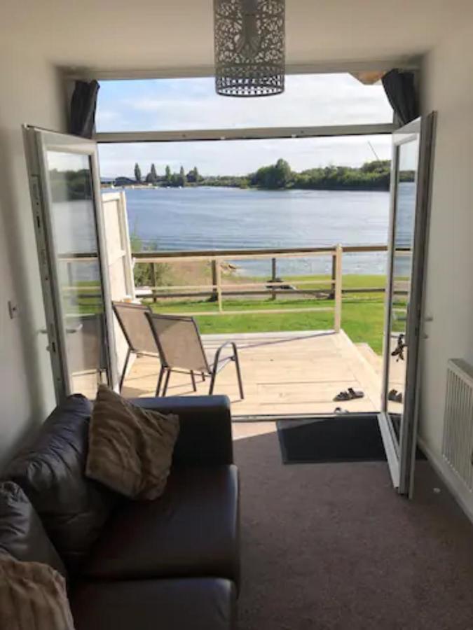Lake Lodges Chichester Exterior foto